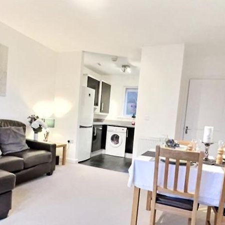Riverside Apartment Swansea Exteriör bild